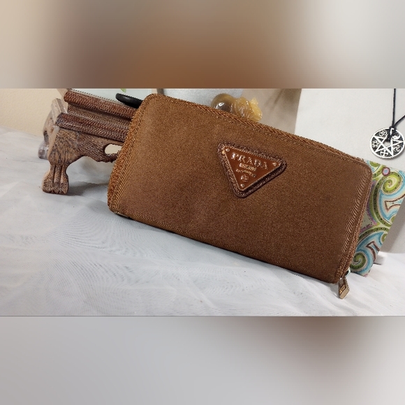 Handbags - Canvas designer fashion wallet